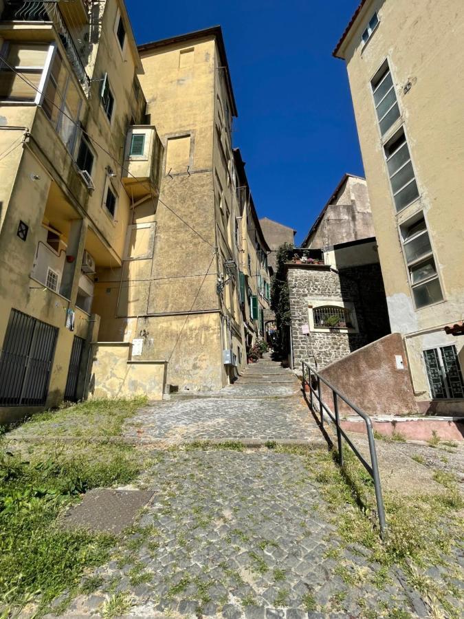 ג'נצאנו די רומא Vivere Il Borgo Sul Lago מראה חיצוני תמונה