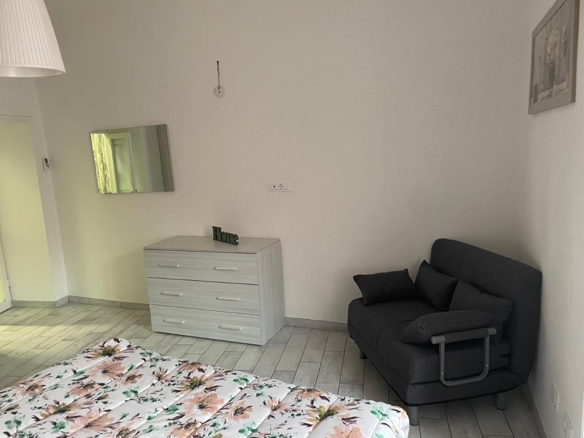ג'נצאנו די רומא Vivere Il Borgo Sul Lago מראה חיצוני תמונה